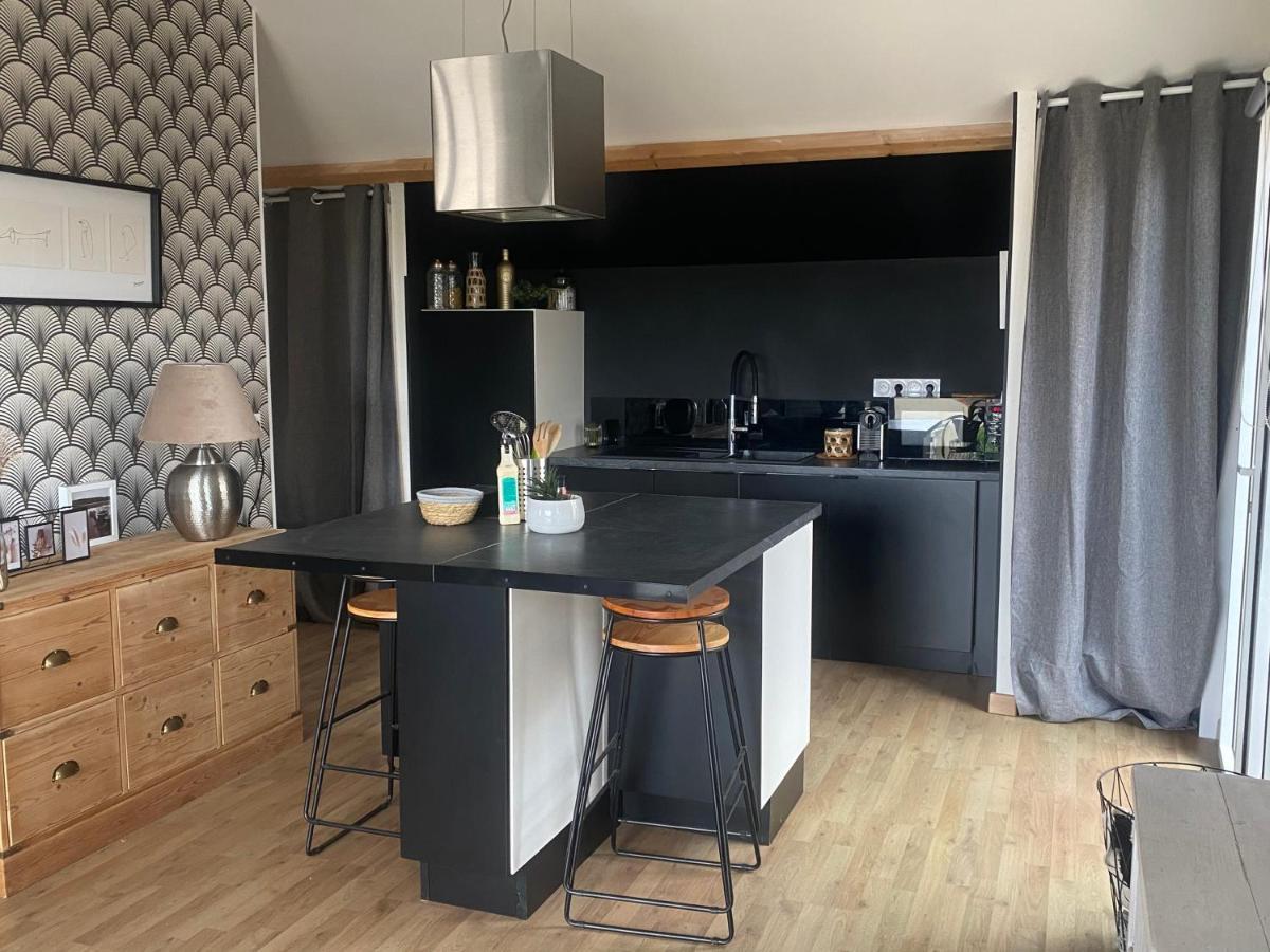 Ferienwohnung Loft Avec Terrasse Pour 4 Pers A 3Km Du Circuit Avec Garage Au Calme Le Mans Exterior foto
